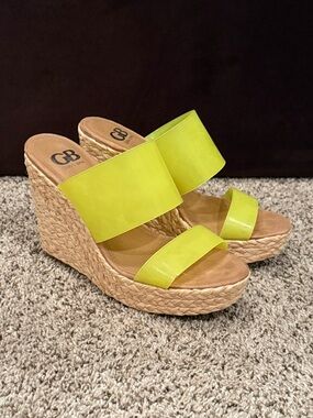 Gianni Bini Wedge Heel
